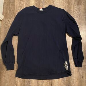 Op men’s T-shirt. L
